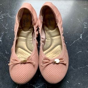Two pair of Dex flex ballet flats (pink and bone)